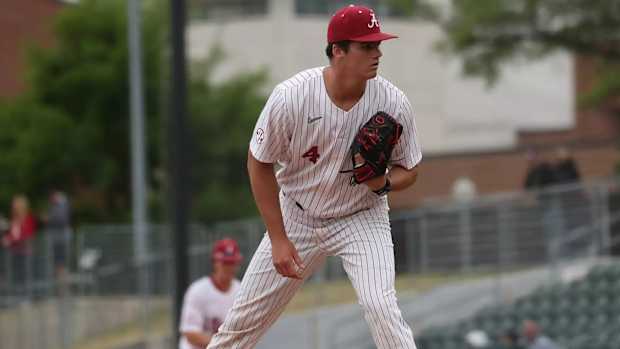 Alabama Crimson Tide pitcher Riley Quick (4).